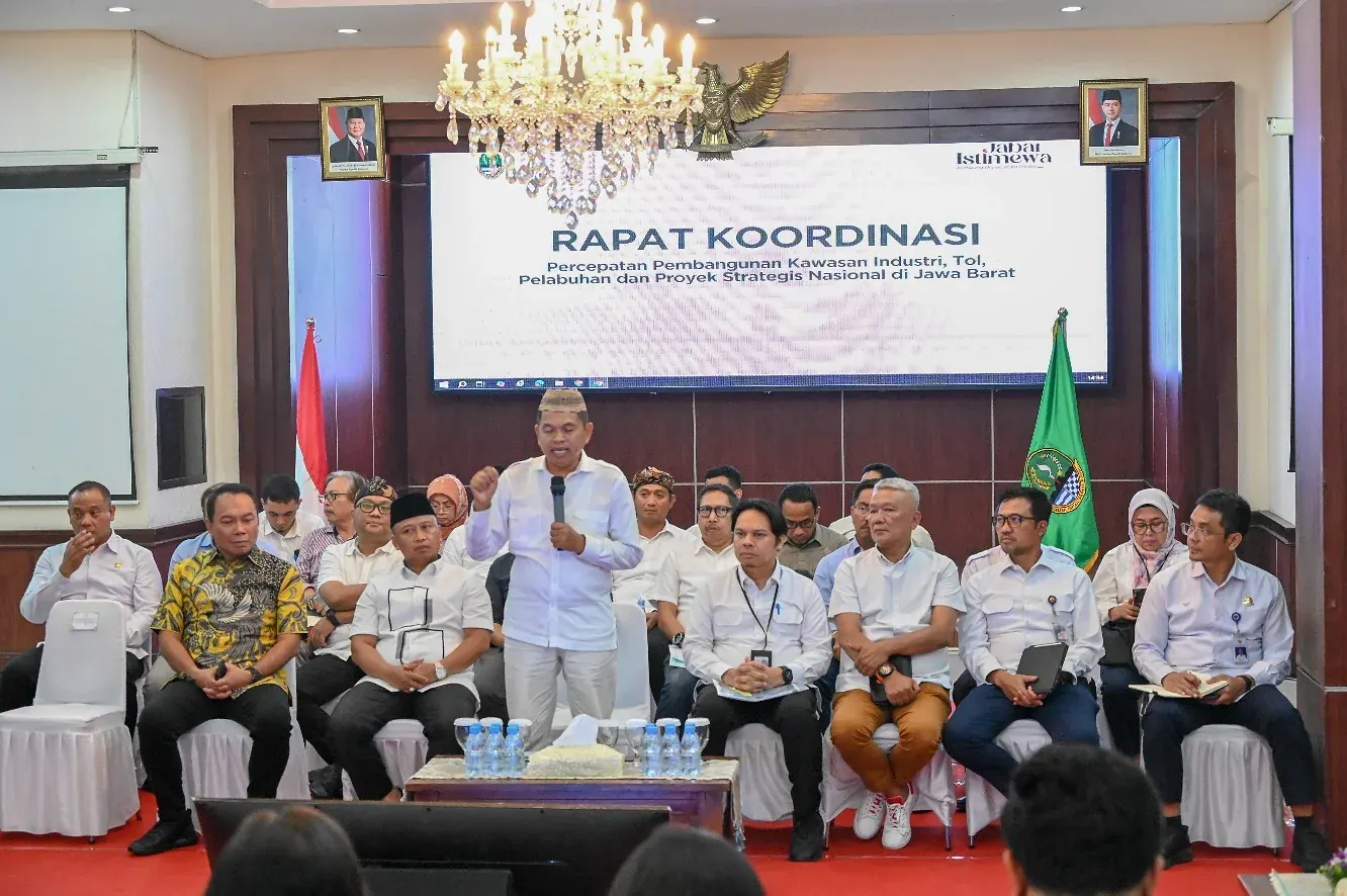 Pemerintah Dorong Sinergi Lintas Sektor untuk Percepatan Infrastruktur Strategis di Jawa Barat